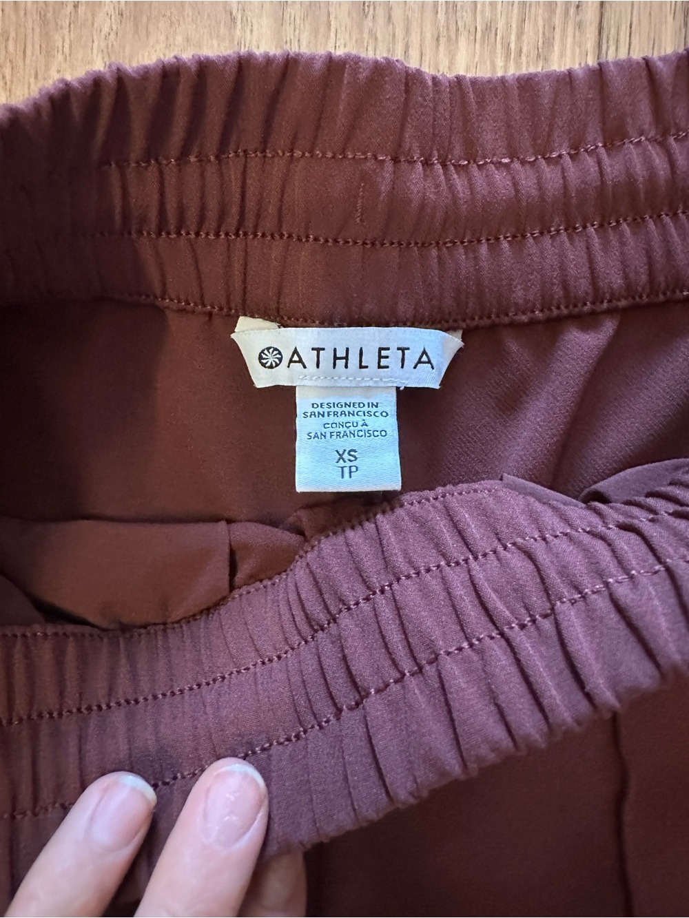 Endeavor relaxed pants/ high rise — Burgundy - Picture 2 of 3